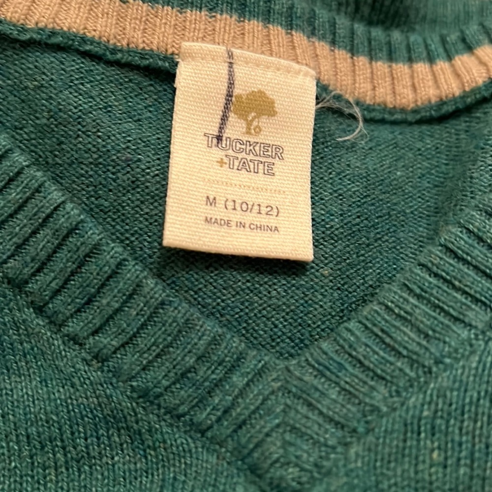 Tucker + Tate gray navy and green sweater boys medium